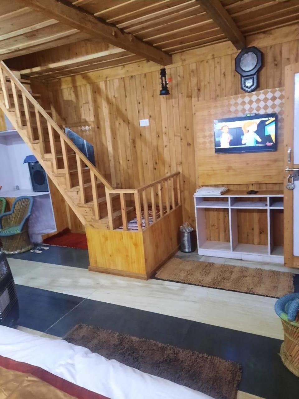 Matri Pitri Cottage Matiana Ngoại thất bức ảnh